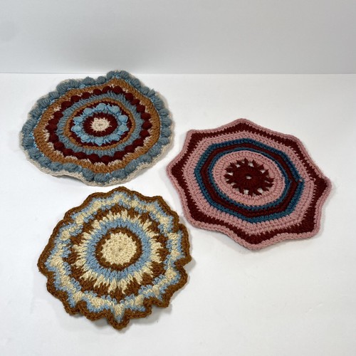Set piatti all uncinetto - set, 3