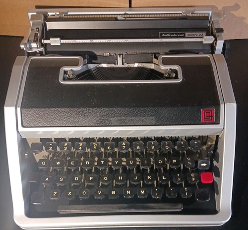Macchina scrivere manuale - macchina, da
