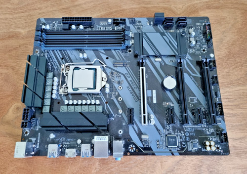Scheda madre gigabyte z390 - scheda, ud