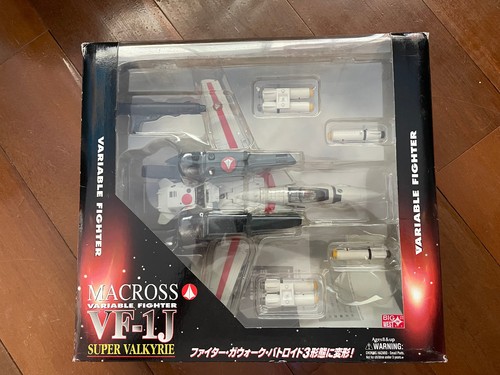 Macross robotech super - macross,
