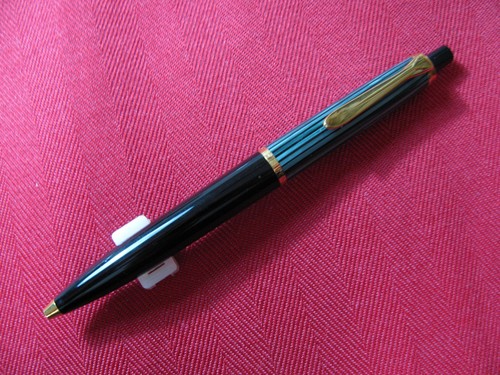 Penna sfera pelikan - pelikan,