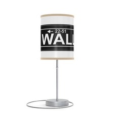 Lampada da tavolo ispirata al