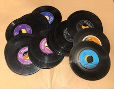 LOTTO BLOCCO STOCK 45 GIRI GENERE VARIO PEZZI 30