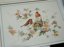 TOVAGLIETTE VINTAGE INGLESE LIFE ART 4 TAVOLE SUGHERO DORSO PETTIROSSI E ROSE UCCELLINI INGHILTERRA