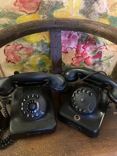 Telefoni antichi neri - 2,