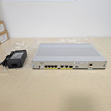 Router Cisco C1111-4P - Serie