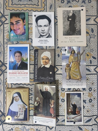 Santini con reliquia 1 - santini, reliquia.