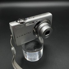 Nikon Coolpix S225 fotocamera