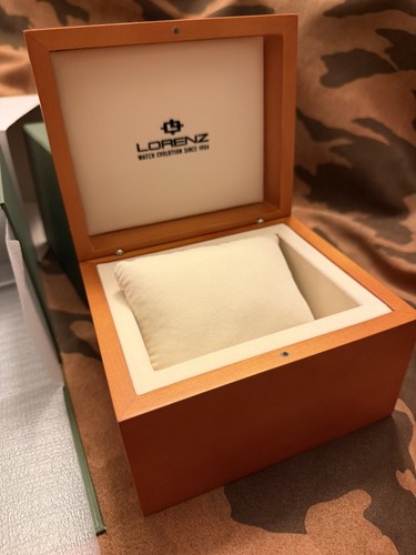 Lorenz box scatola - lorenz, in