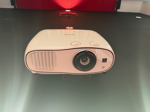Epson home cinema 3600e - home,