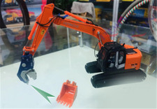 Escavatore 1/50 ZAXIS 225USRK