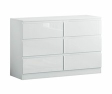 Cassettiera e comodini moderni