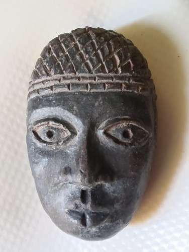 Piccola maschera africana - piccola,