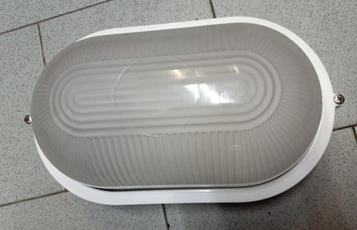 Plafoniera parete soffitto - parete,