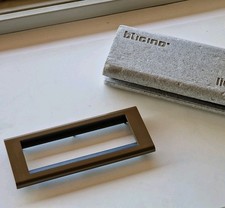 Bticino 4716MA placca Living