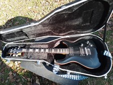 Carvin California intagliato