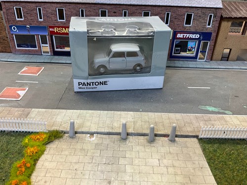 Mini cooper pantone light - pantone,