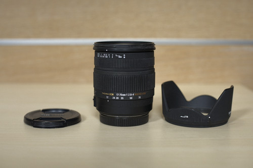 Sigma 70mm 4 - 17-70mm, os