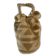 Borsa di filo fatta a mano