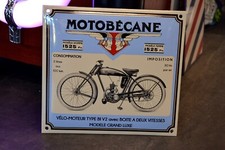 Plaque émaillée MOTOBECANE