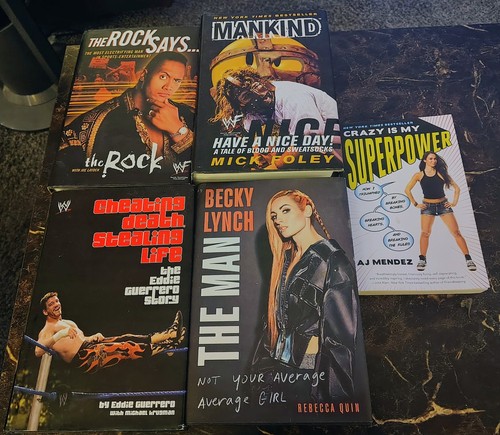 Wwe book lot aj - 5,