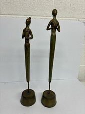 Statuette vintage montate su