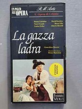 VHS USED UN PALCO ALL'OPERA 