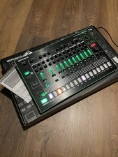 Roland TR-8 Rhythm Performer