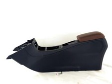 A24668019509H68 TUNNEL CENTRALE CON BRACCIOLO IN PELLE MERCEDES CLASSE B 200 W24