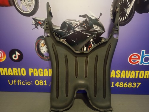 Pedana poggiapiedi piaggio