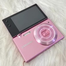 Samsung MV800 selfie