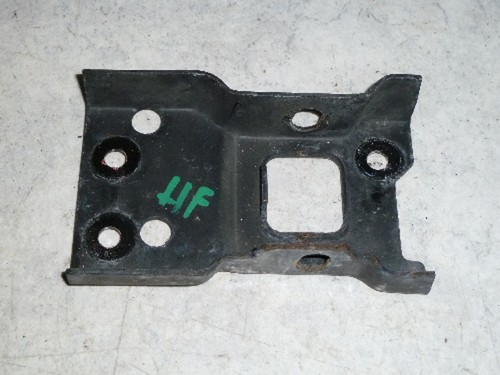 Bmw e30 320i supporto destro - e30, 320i,