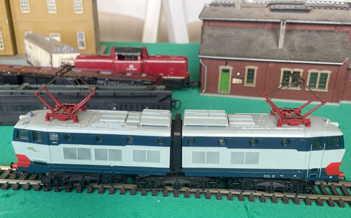 Locomotiva caimano 656 - locomotiva, 656.519