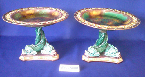 Tazza delfino maiolica
