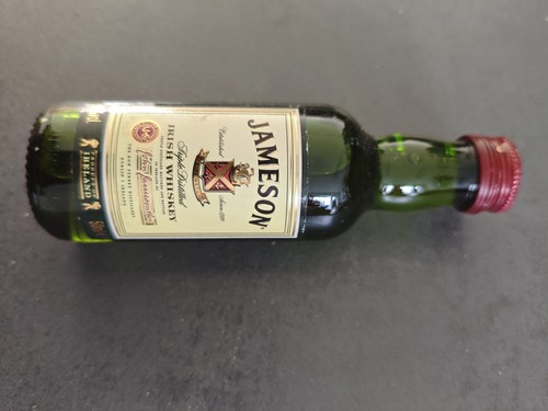 Mignonnette whisky jameson - mignonnette, "