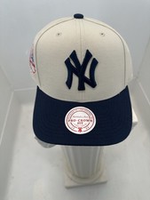 Cappello Mitchell And Ness