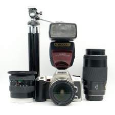 Minolta Dynax 505si + Soligor 19-35mm + Minolta 28-80mm + Minolta 75-300mm SET