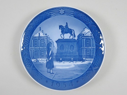 Royal copenhagen annual - copenhagen,