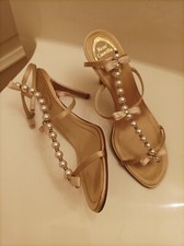 Raffinati sandali  come nuovi aperti con perle e strass di René Caovilla 