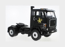 1:18 MCG Volvo F88 Tractor