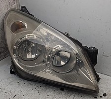 FARO ANTERIORE DESTRO PER OPEL Astra H Berlina 13239289 (04>07)