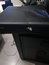Xbox 360 Slim non funzionante per pezzi di ricambio