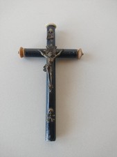 Crocifisso Antico In Metallo