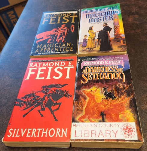 Riftwar saga series raymond - saga,