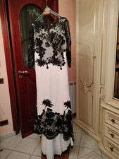abito da cerimonia donna lungo  con strascico di seta  bianco  e pizzo nero 