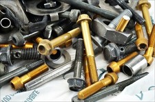 bulloneria motore con perni in ergal originale Yamaha MT 03 660 06 14