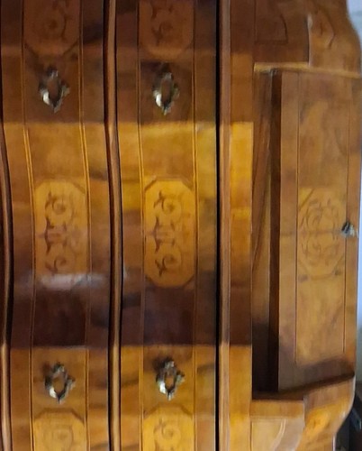 Comò antico legno - in,