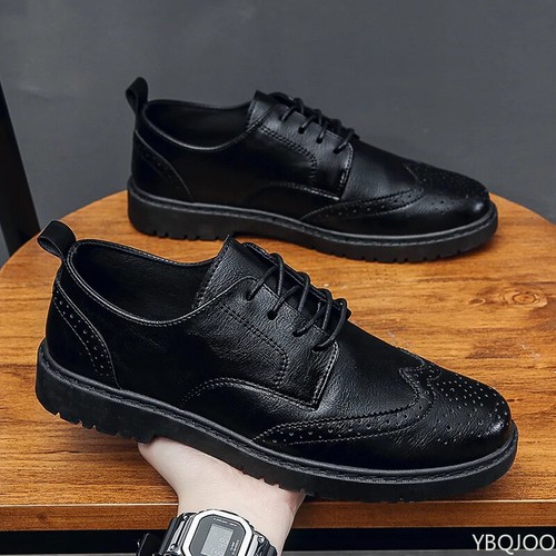 Scarpe uomo pelle resistenti