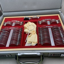 Lotto di 2 kit lenti ottiche per prova optometria test set con custodia 