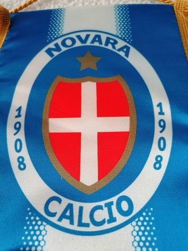 Gagliardetto novara calcio - novara,